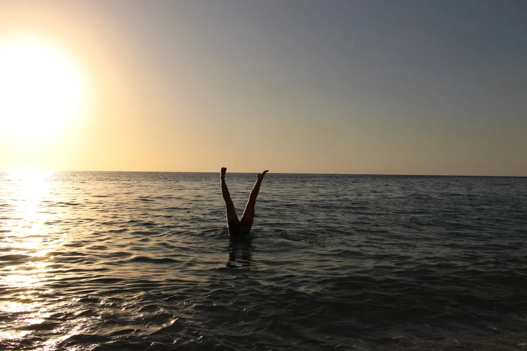 Photo Handstand